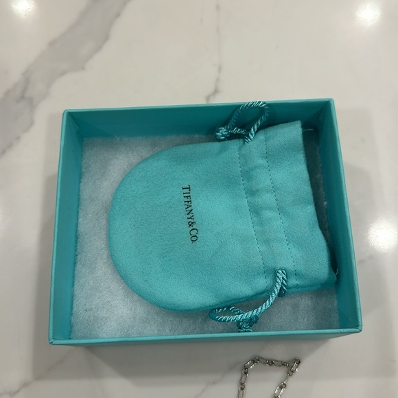 100% Authentic Tiffany Silver I love you Necklace - Picture 7 of 7